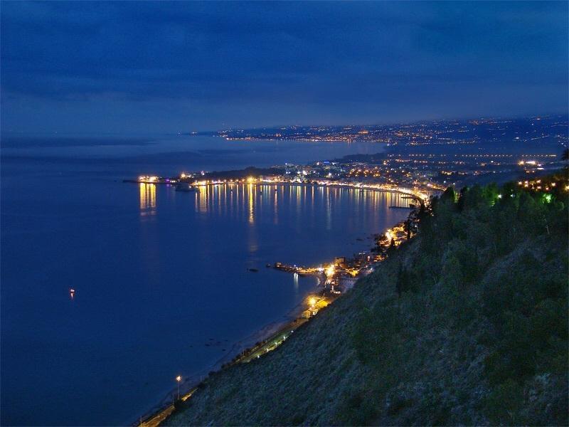 Holiday Home Gionny & Mary Taormina Bagian luar foto