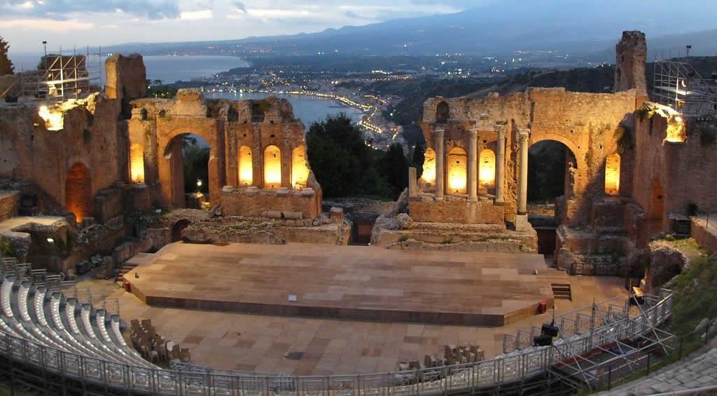 Holiday Home Gionny & Mary Taormina Bagian luar foto