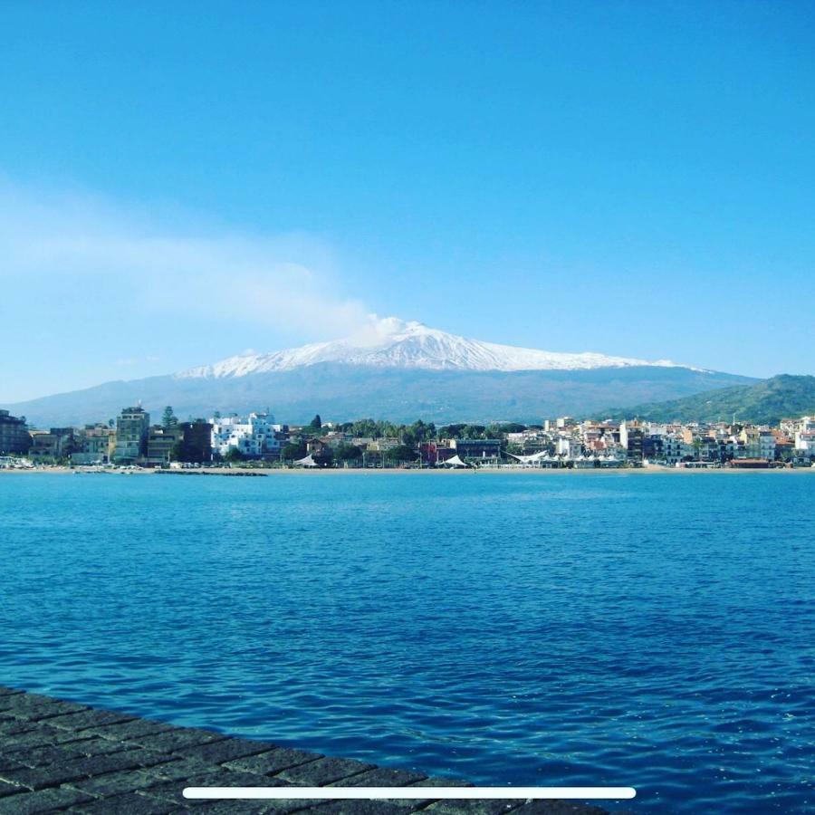 Holiday Home Gionny & Mary Taormina Bagian luar foto