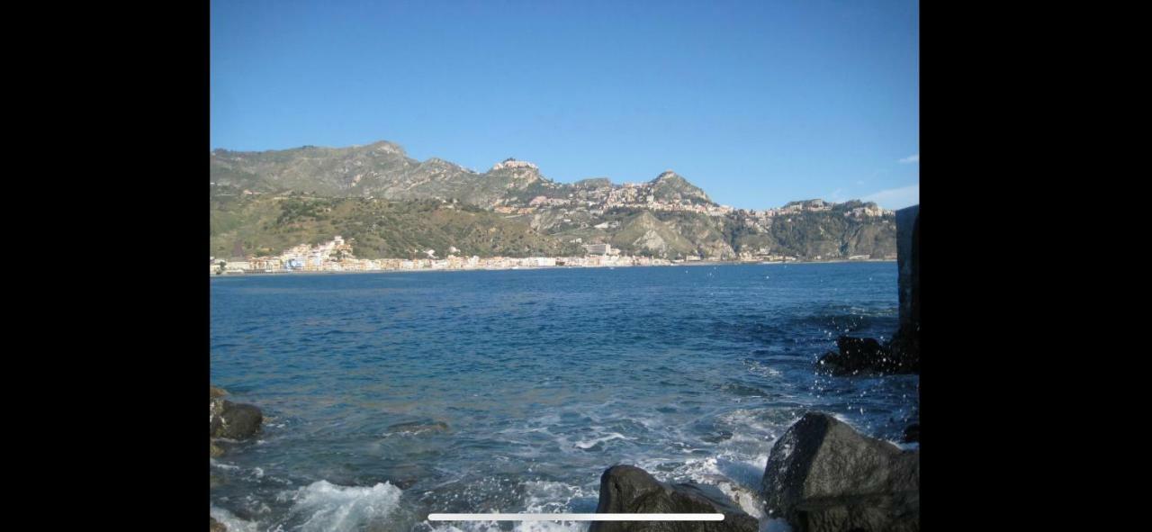 Holiday Home Gionny & Mary Taormina Bagian luar foto